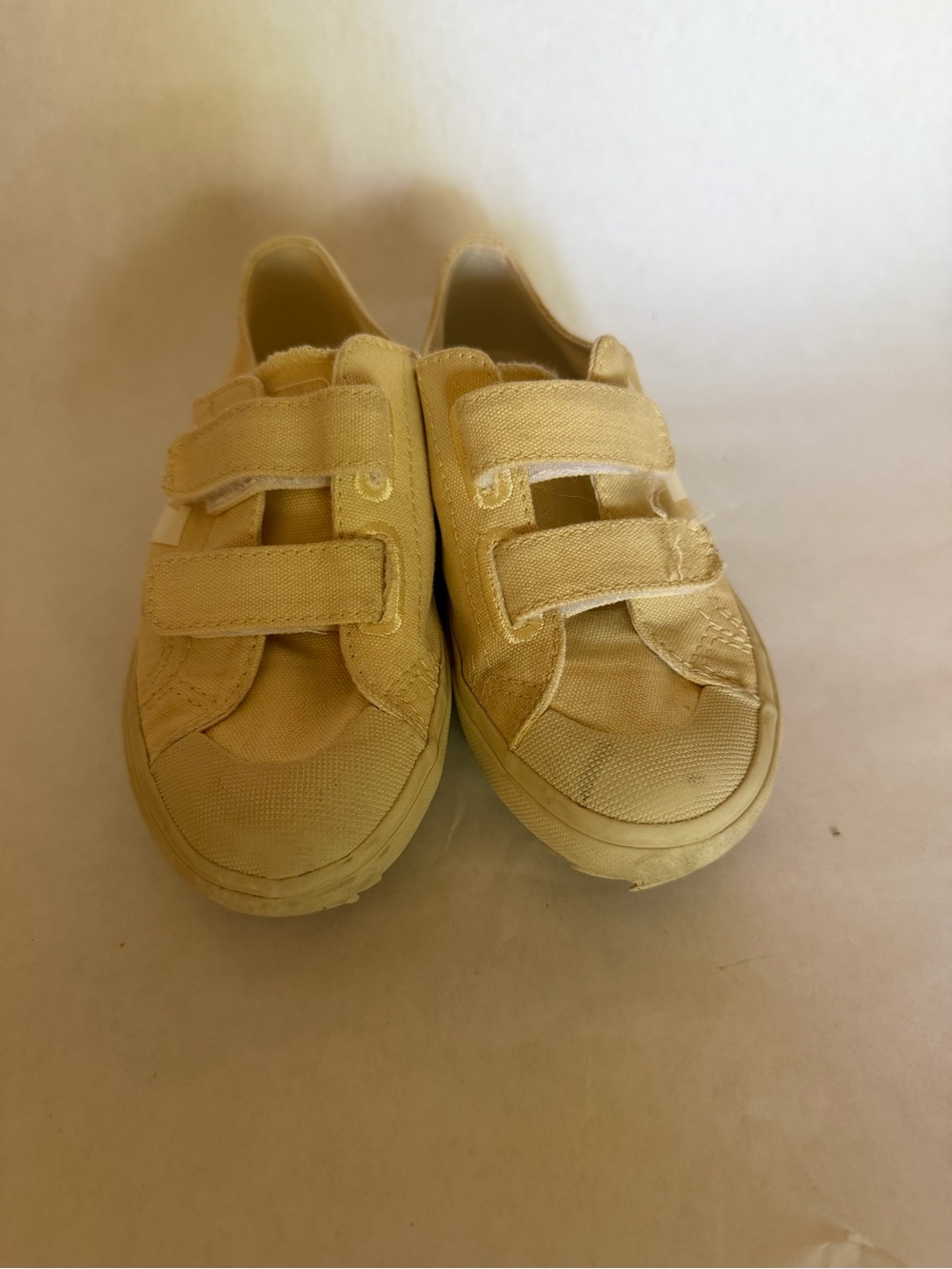 Veja Kids Cream Canvas Velcro Sneakers